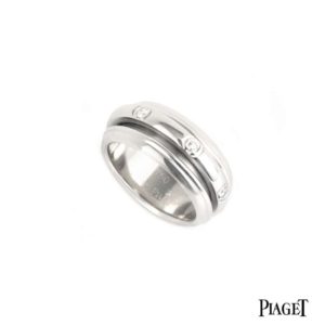Piaget 18k White Gold Diamond Set Possession Ring B&P G34PA755