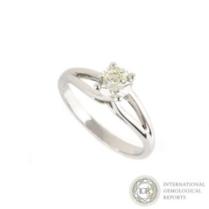 18k White Gold Round Brilliant Cut Diamond Ring 0.59ct L/SI2
