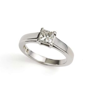 18k White Gold Princess Cut Diamond Ring 0.54ct G/VS2