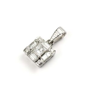 18k White Gold Princess and Baguette Diamond Pendant 1.12ct Total