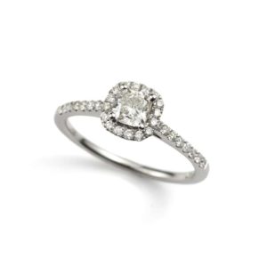 18k White Gold Cushion Cut Diamond Cluster Ring 0.51ct