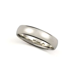 5mm Court Style Wedding Band in Platinum