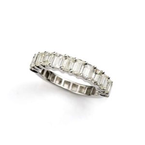 18k White Gold Emerald Cut Diamond Half Eternity Ring 2.48ct