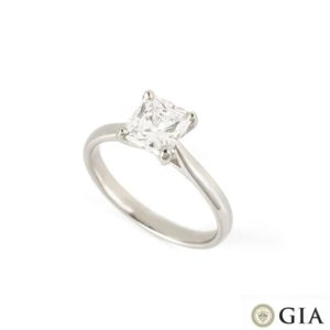 Radiant Cut Diamond Ring in Platinum 1.12ct D/VS1