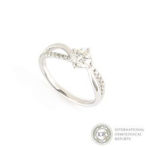 18k White Gold Diamond Ring 0.51ct H/VS2